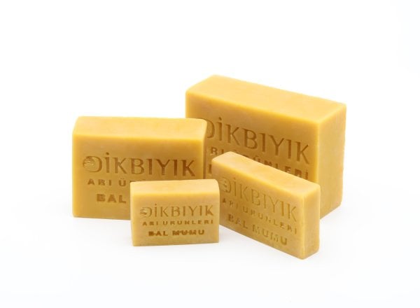 Dikbıyık Külçe Bal Mumu ile Doğal ve Saf Bakım 500 Gr